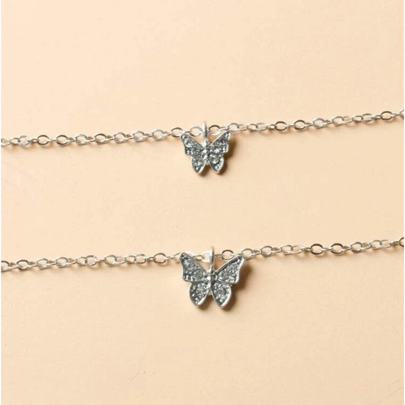 🆕 MOM & DAUGHTER Silver Set of Necklaces!!!  Brand New!!!! - Picture 2 of 3